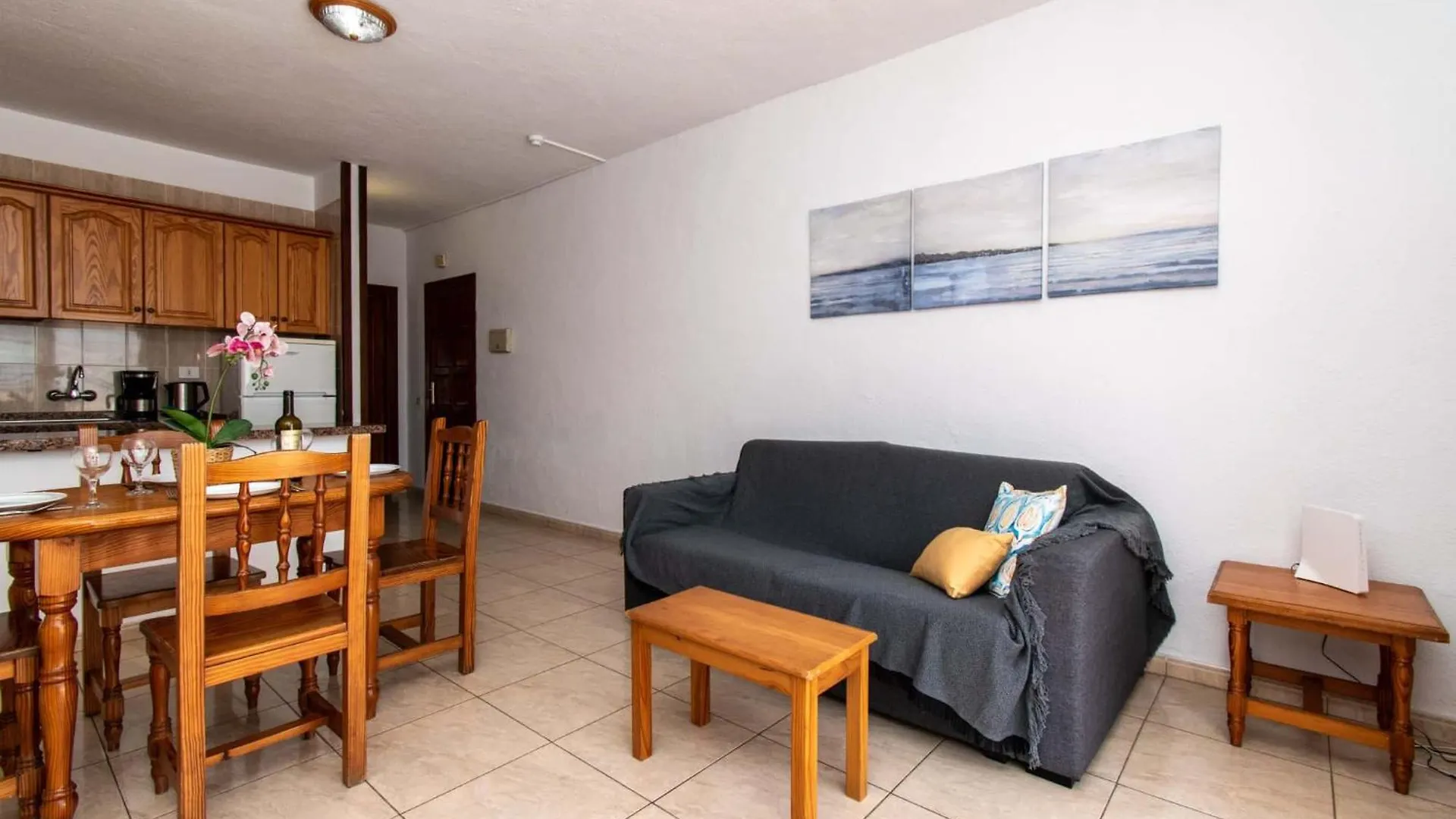 Apartment Las Blanquitas 3 Arona